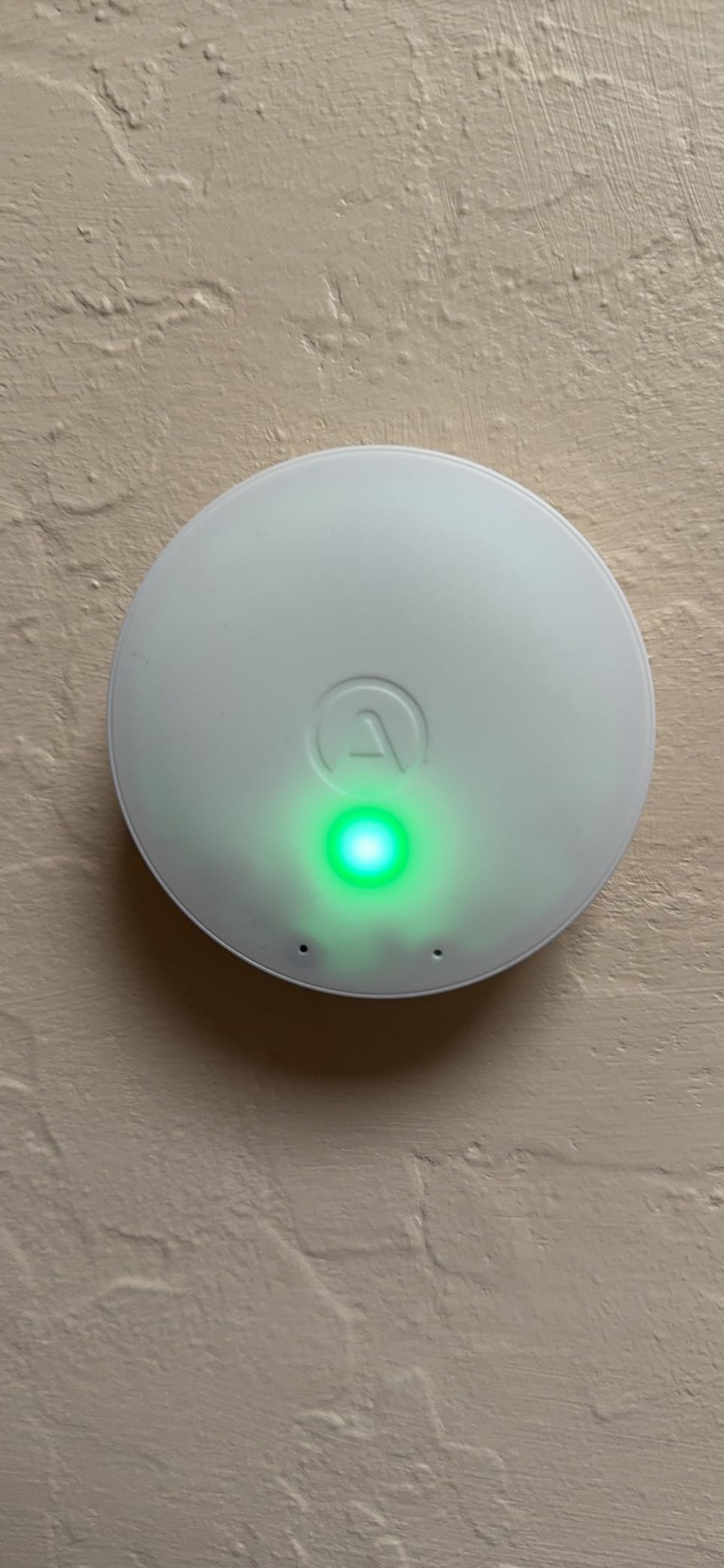 Airthings View Plus & Wave Mini - Multi Room Air Quality Monitor with PM 2.5, CO2, VOC, Humidity & Temperature Detector customer photo 1