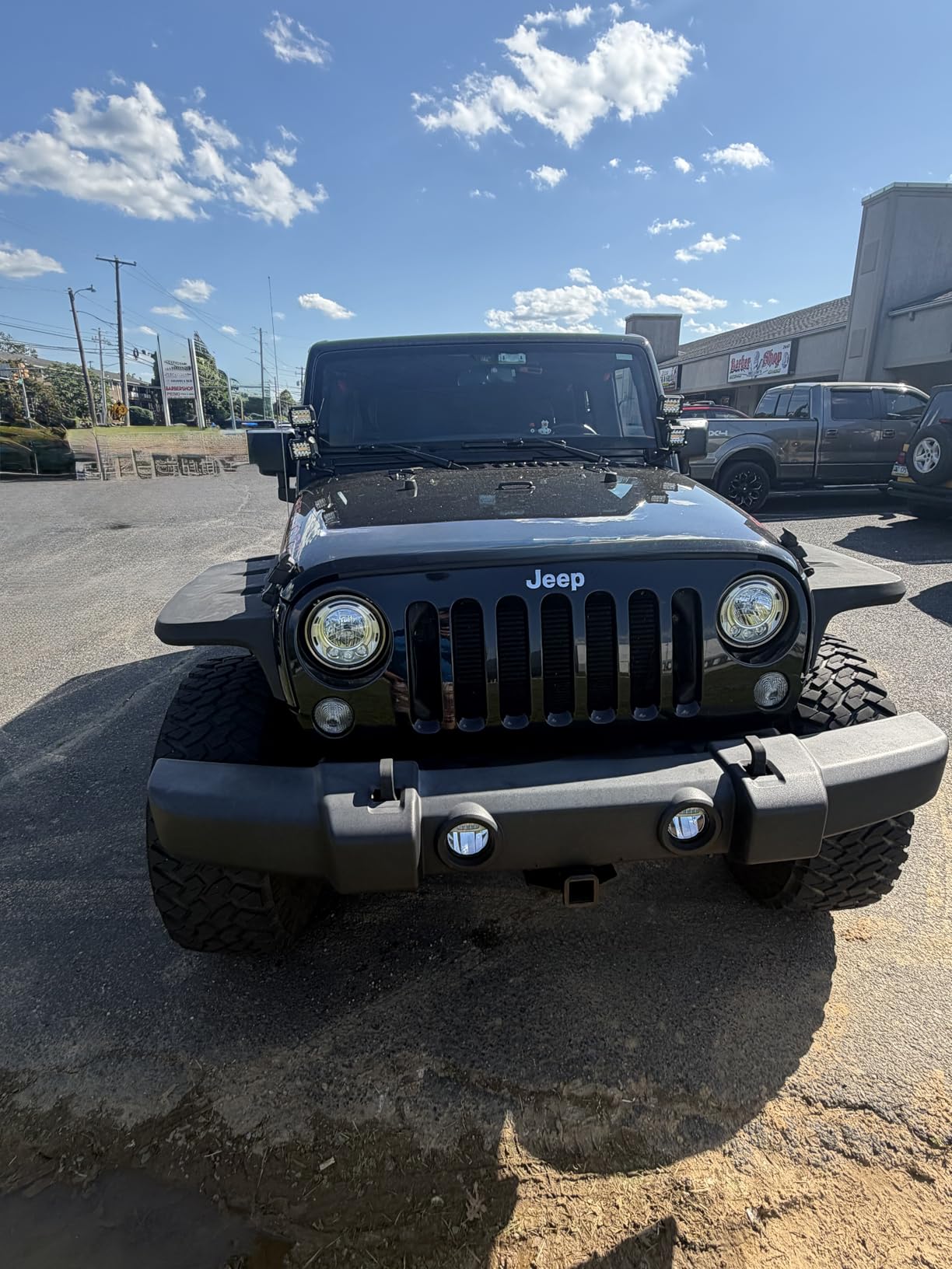Auxbeam 42 Inch LED Light Bar, 240W Curved Off Road Amber White Combo Beam | 6 Modes Series, White & Amber Switchback, Memory, Restore & Sync Functions, Warning Strobe, Built for Fog, Rain & Offroad customer photo 2