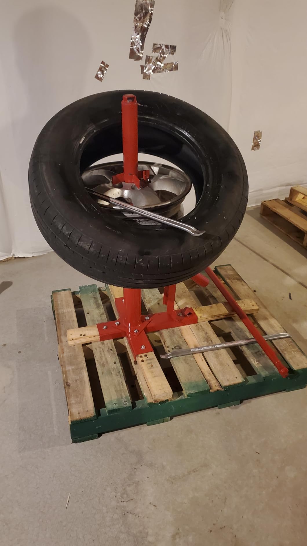Olympia Tools Olympia Manual Tire Changer Base, Red, 75-378-101 customer photo 2