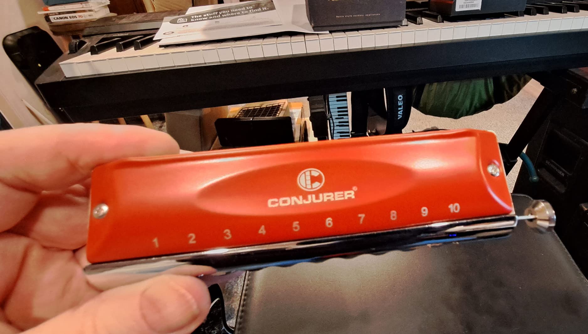 CONJURER 10 Hole Valveless Chromatic Harmonica C Key Red Stainless Steel | Brass Reeds Mouth Organ, Protective Storage Case, For Beginners, Adults Amateurs, Rich Tone for Practice Music Gift customer photo 1