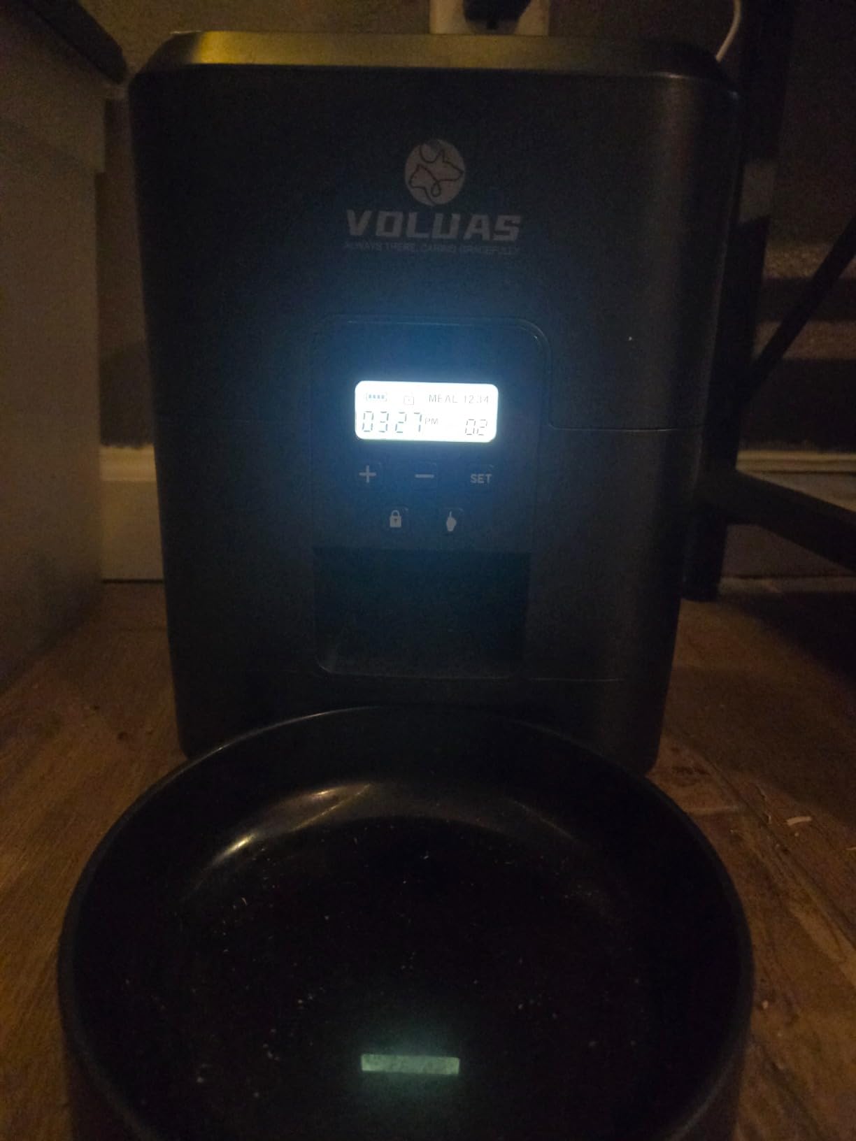 VOLUAS Automatic Cat Feeder for Two Cats with Dual Stainless Bowls, 6L | Programmable Portion Control, Timed Feeding, Memory Function, Dual Stainless Steel Bowls, 10-Second Voice Recorder customer photo 1