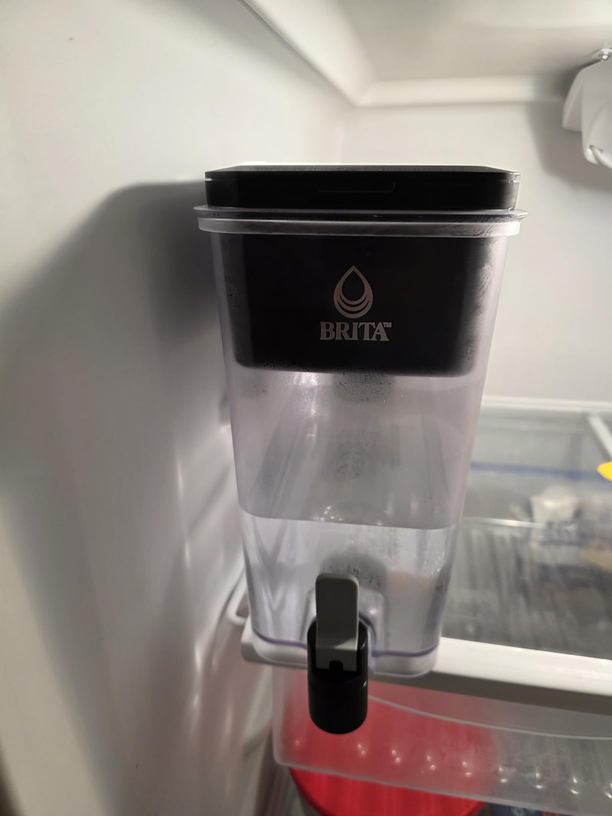 Brita X-Large 27 Cup Water Dispenser, Includes 1 Filter, Black | WQA and NSF/ANSI Certified, Reduces Chlorine, Copper, Mercury & Cadmium, Lasts 2 Months, Household Essential customer photo 1