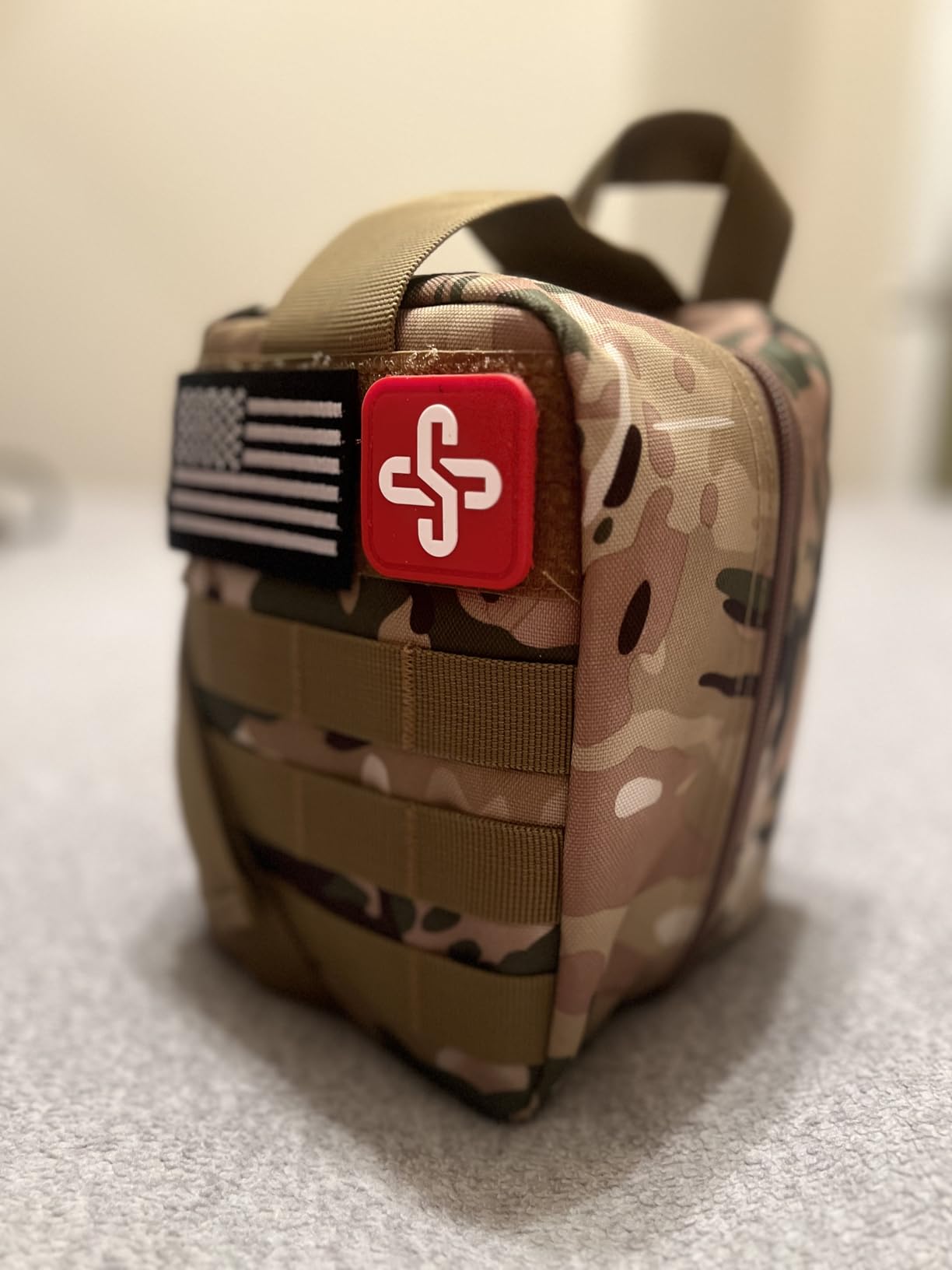 Survival Kit, 250Pcs Survival Gear First Aid Kit with Molle System Compatible Bag and Emergency Tent, Emergency Kit for Earthquake, Outdoor Adventure, Hiking, Hunting, Gifts for Men Women customer photo 1