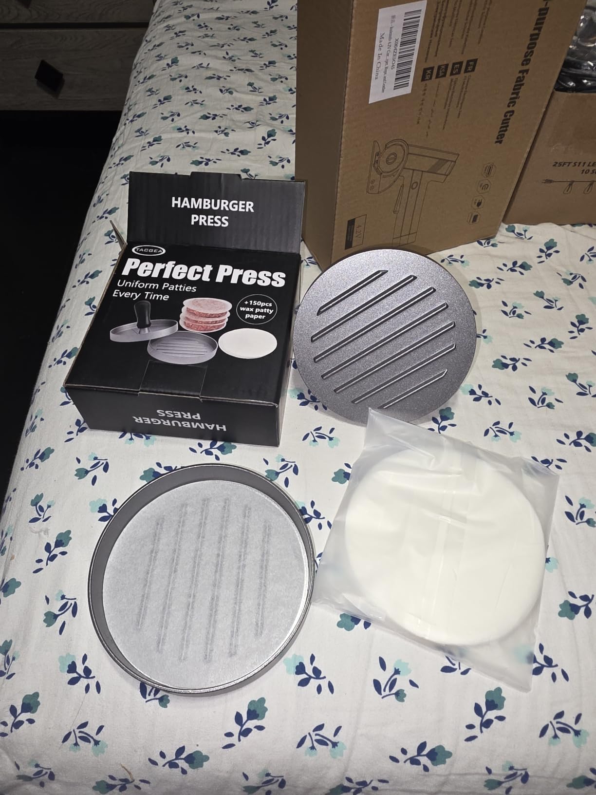 TACGEA Burger Press 150 Patty Papers, Non-Stick Hamburger Patty Maker with Wax Paper, Aluminum Burger Maker for Kitchen BBQ Grill customer photo 2