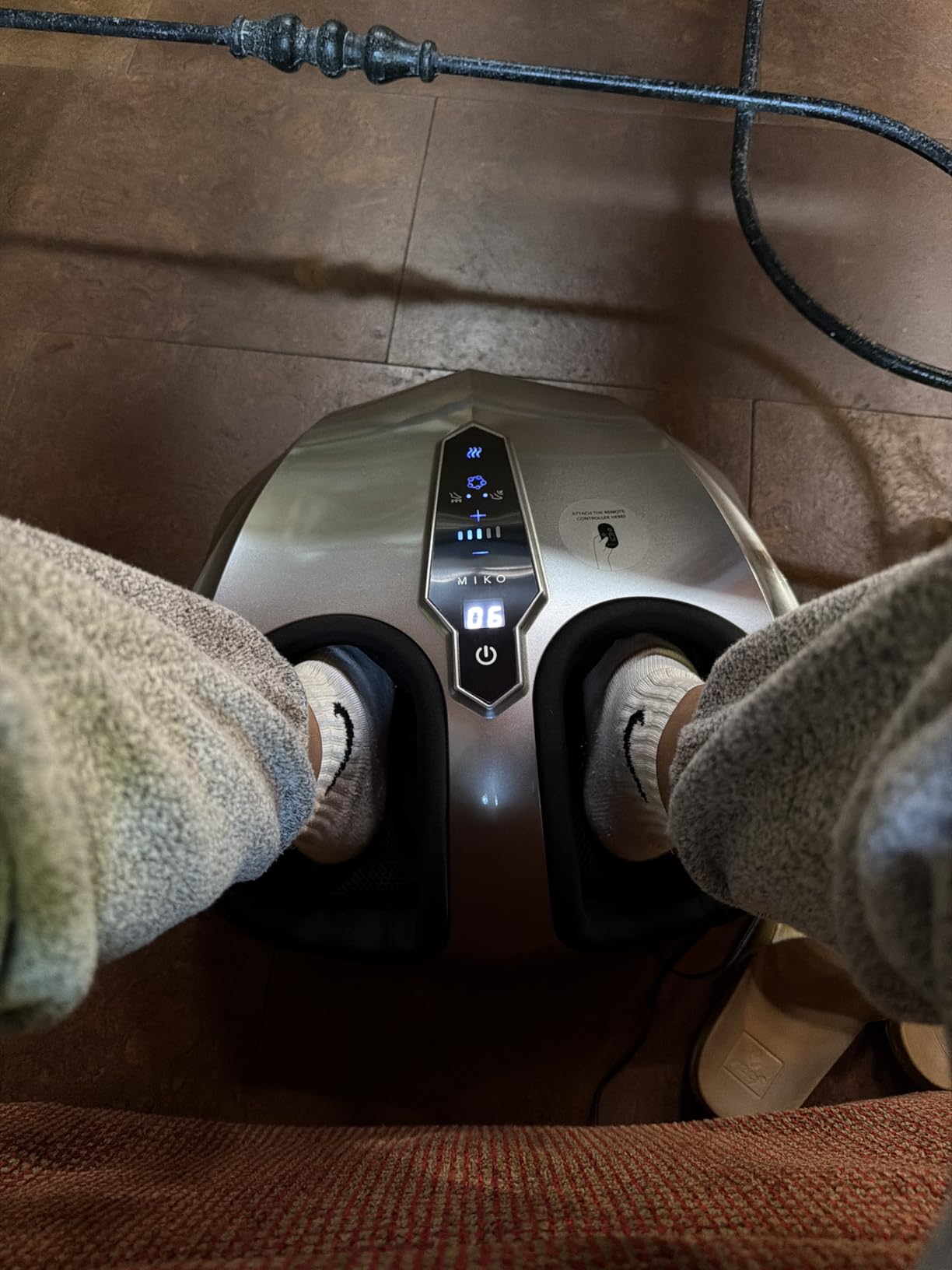 MIKO Foot Massager Machine - Deep Kneading, Shiatsu, Air Compression, and Heat Therapy - Plantar Fasciitis, Diabetics, Neuropathy, Fits Up to Men Size 12 customer photo 2