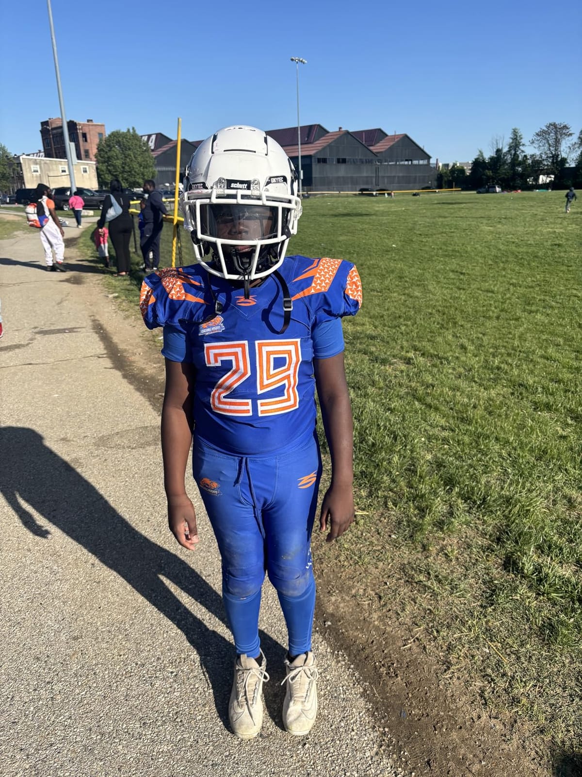 Schutt F7 VTD Collegiate Football Helmet with Facemask customer photo 1