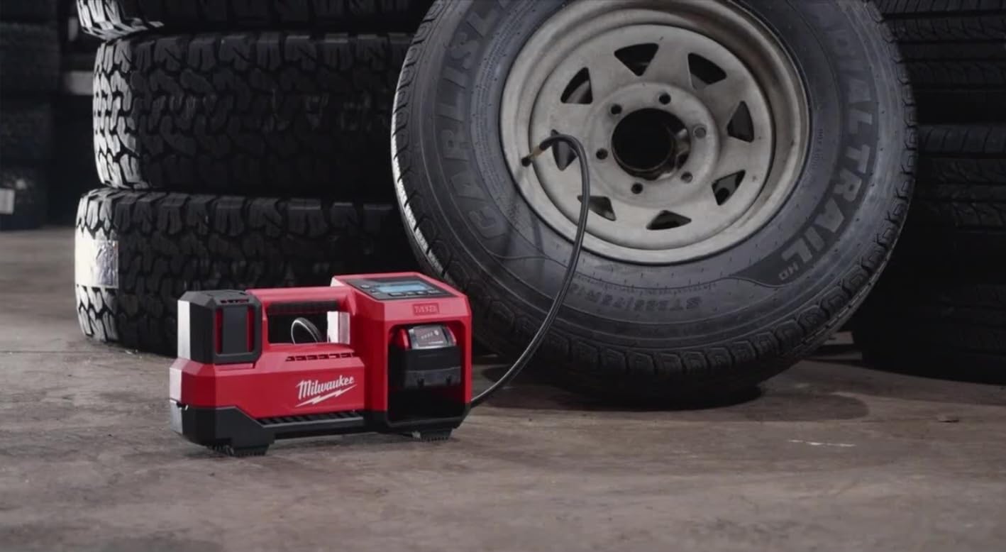 Milwaukee M18 Inflator 2848-20 customer photo 2