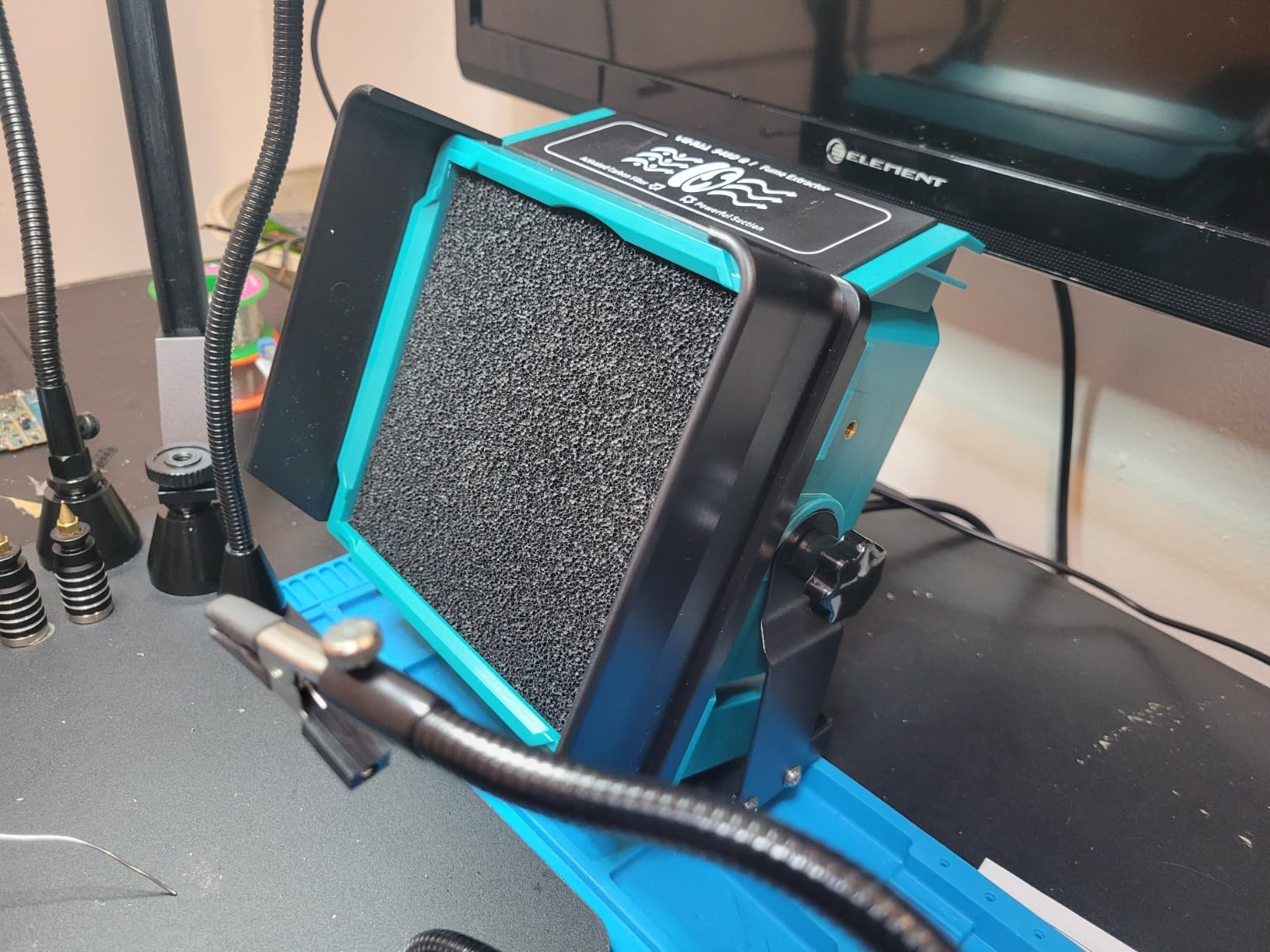 YIHUA 948DQ-I Solder Fume Extractor Fan Solder Smoke Absorber Remover Tiltable Angle with 8 Extra Fan Filters customer photo 2