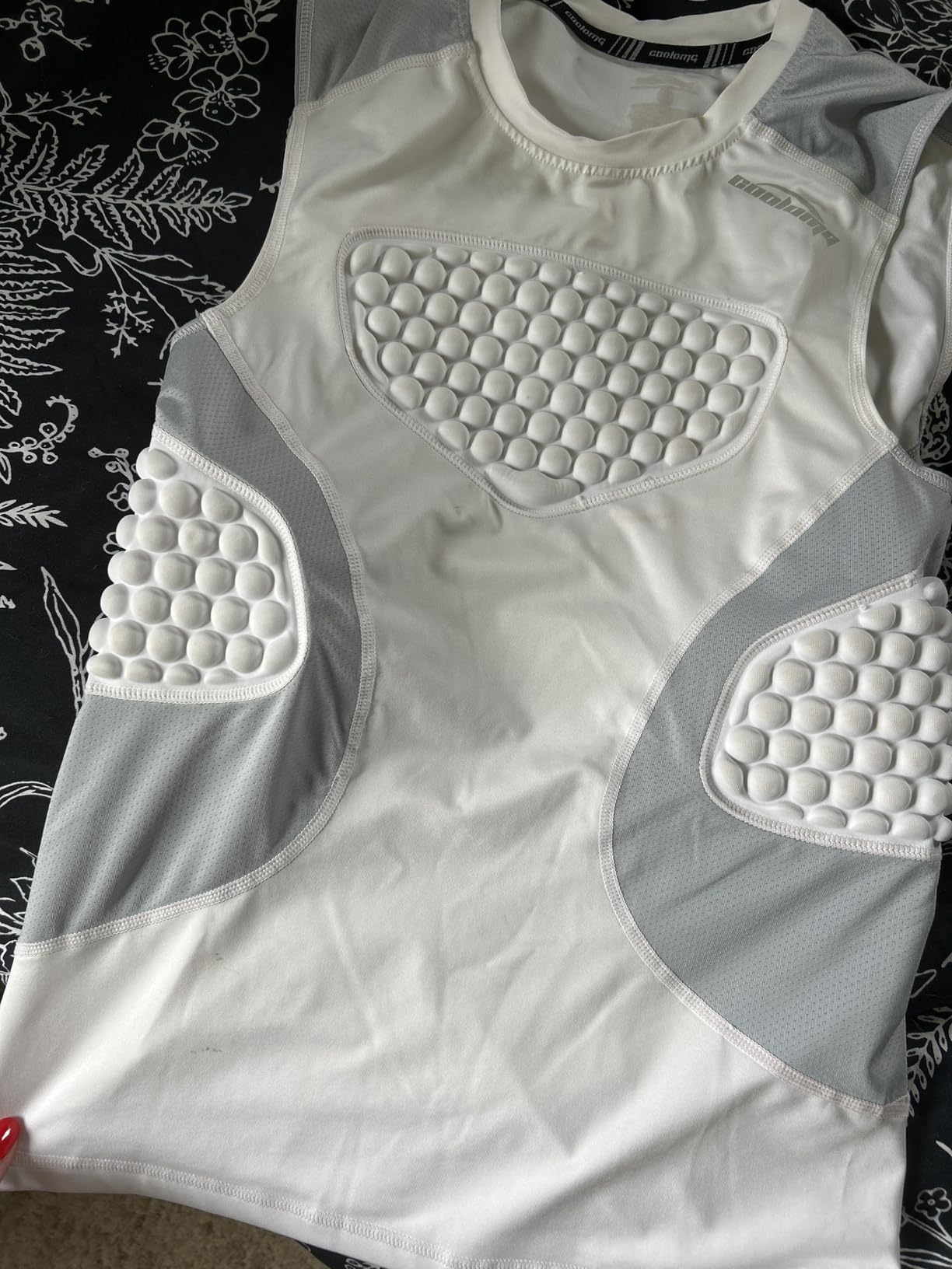 COOLOMG Youth Chest Protector Baseball Softball Football Lacrosse | Padded Compression Shirt Sleeveless Rib Heart Sternum Guard customer photo 2