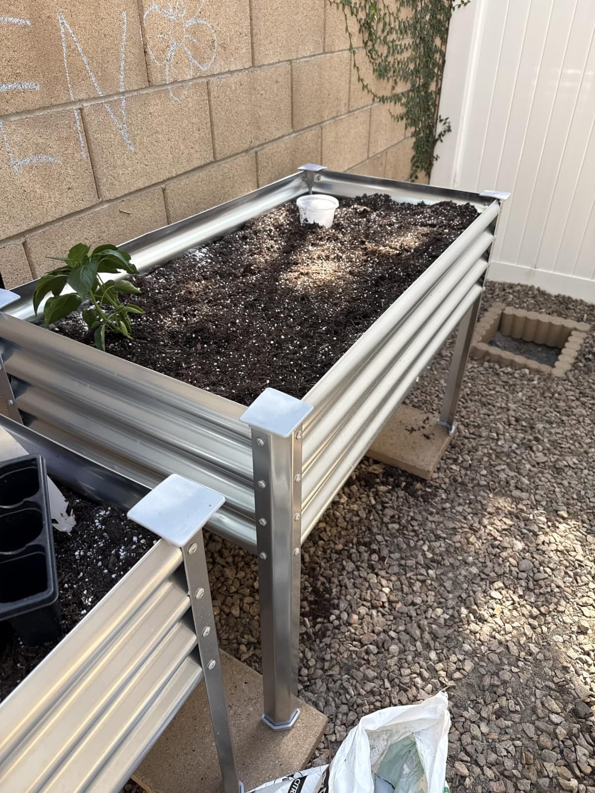 Land Guard Galvanized Raised Garden Bed with Legs, 48x24x32in Large Metal Elevated Raised Planter Box with Drainage Holes for Backyard, Patio, Balcony, 700lb Capacity customer photo 2