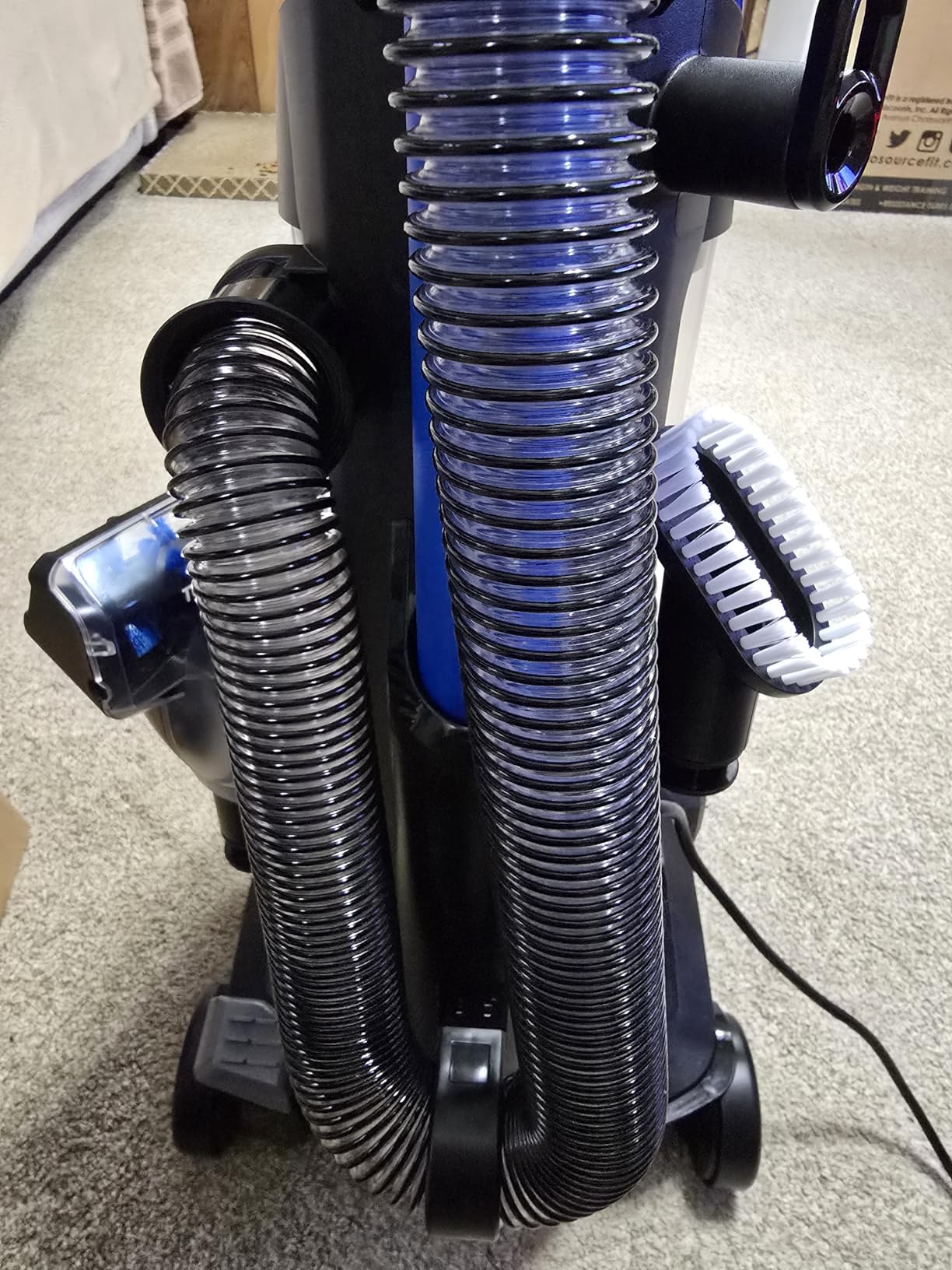 Bissell CleanView Rewind Pet Bagless Vacuum with Automatic Cord Rewind, Active Extension Wand, Powerful Suction & Multi-Surface Cleaning, 3534 customer photo 2