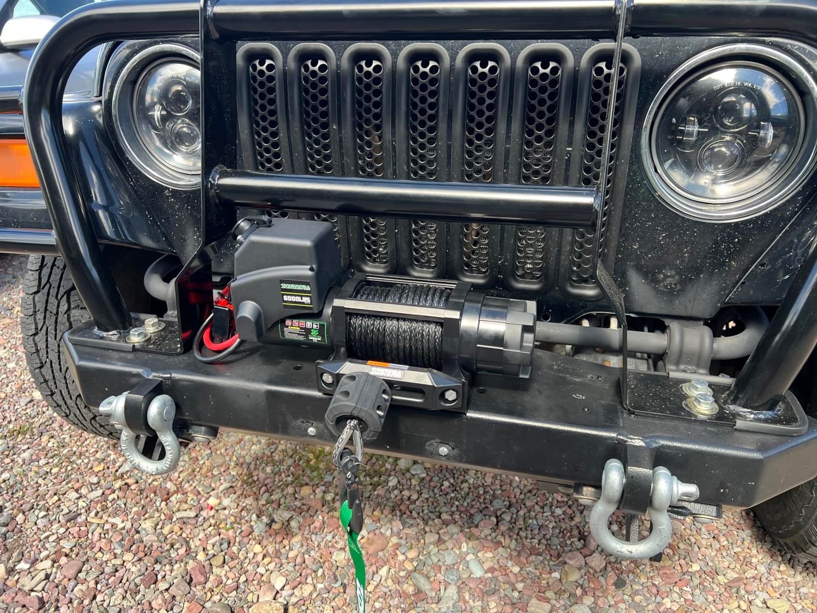 Winch with 1/4
