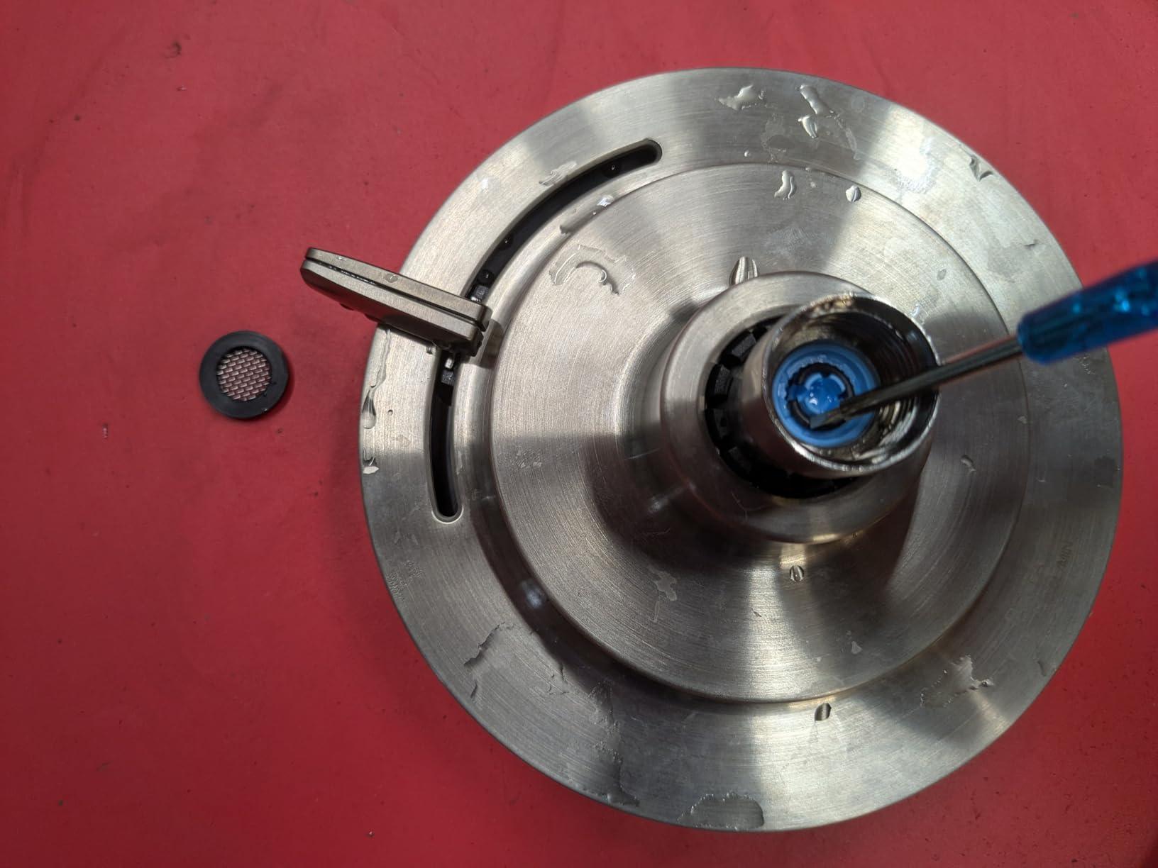 Delta 6-Setting Chrome Shower Head with High Pressure Spray, 6 Inch Round Shower Head, Showerheads, 1.75 GPM Flow Rate, Chrome 52535 customer photo 1