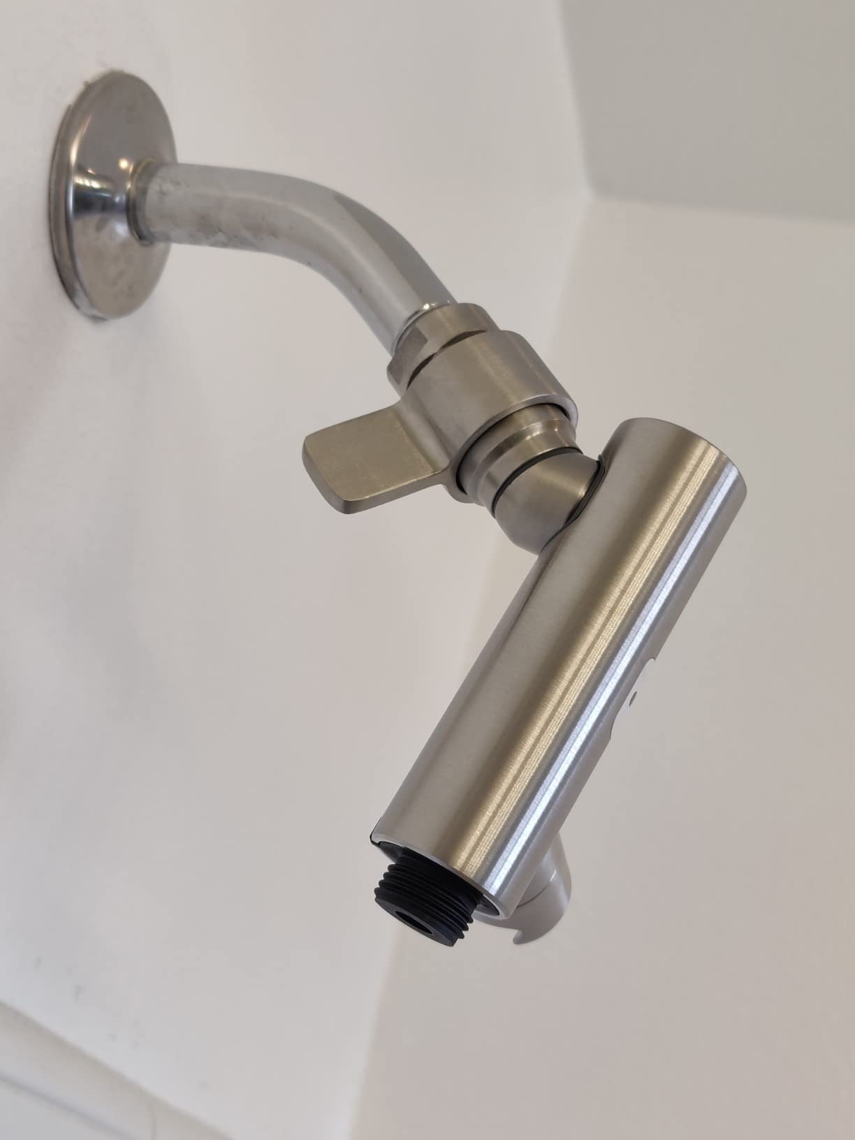 hai Smart Shower Head, Bluetooth Handheld Water Saving Showerhead with Adjustable High Pressure to Spa-Like Mist, Stainless Steel, Easy Installation, Customizable LED Lights, Citron, 1.8 GPM customer photo 2