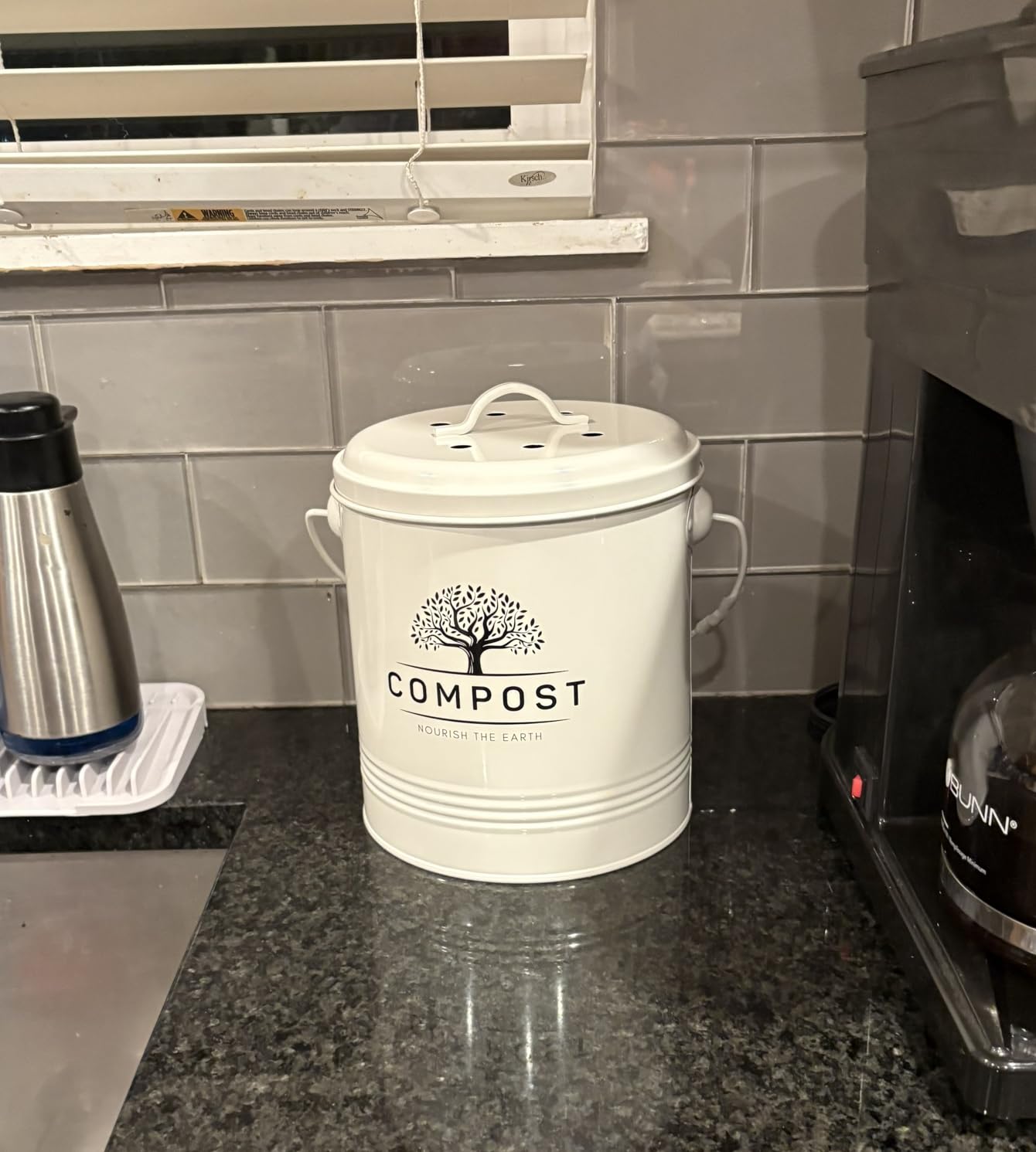 Perfnique 1.3 Gal Kitchen Compost Bin with Lid, Countertop Compost Caddy | Indoor compost bucket with inner bucket liner and carbon filter, compact food waste bin, farmhouse kitchen decor customer photo 1