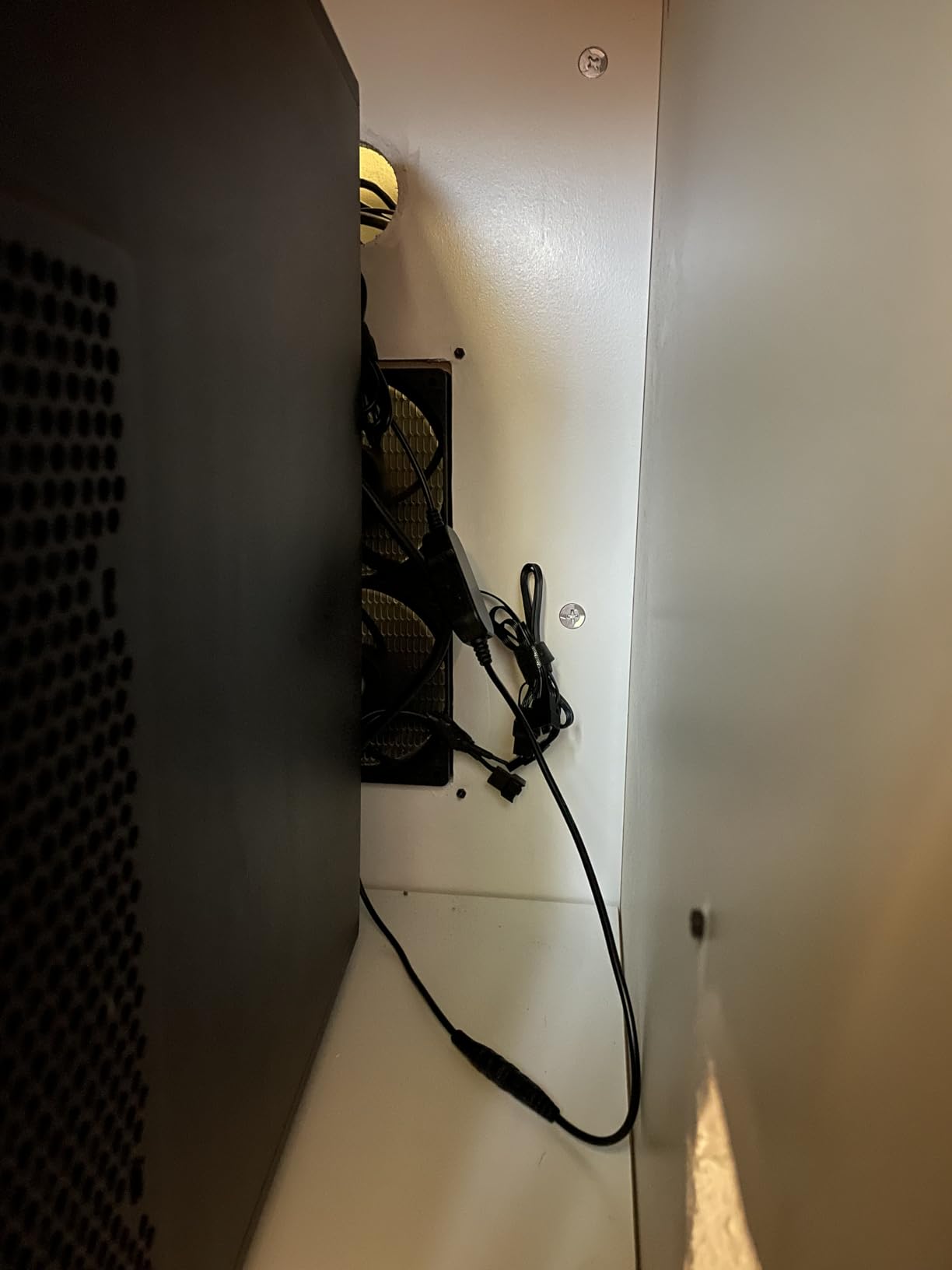 Thermalright TL-C12C-S X3 CPU Fan 120mm ARGB Case Cooler Fan, 4pin PWM Silent Computer with S-FDB Bearing Included, up to 1550RPM Cooling Fan (3 Quantities) customer photo 2