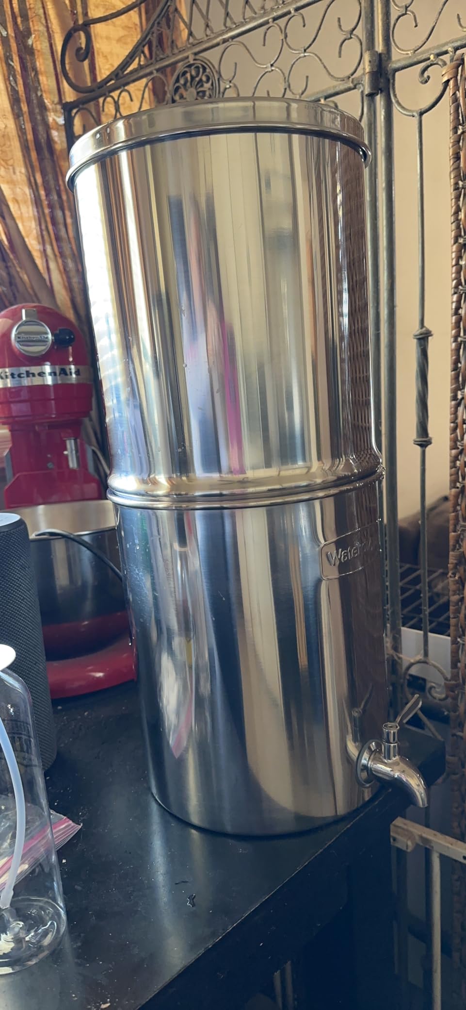 Waterdrop TK-A Gravity Water Filter System, NSF/ANSI 42 & 372 Certified | Reduces Lead and Up to 98% of Chlorine, with 2 Black Carbon Filters and Metal Spigot for Home, Travel, 2.25G customer photo 2