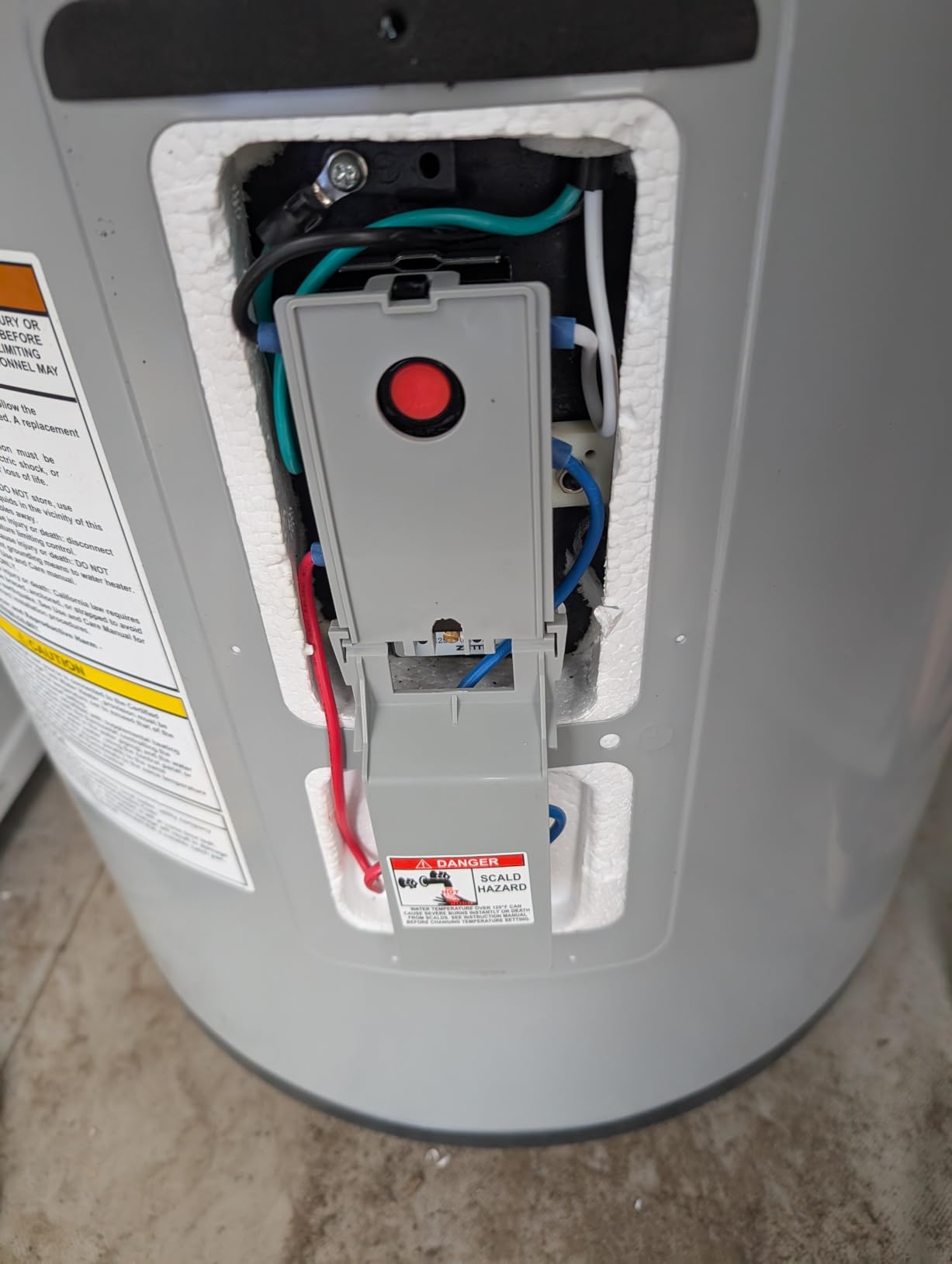 GE Appliances 18 Gallon Versatile Electric Water Heater with Adjustable Thermostat & Drain Valve, Side Port Lowboy, Point of Use, 240 Volt customer photo 1