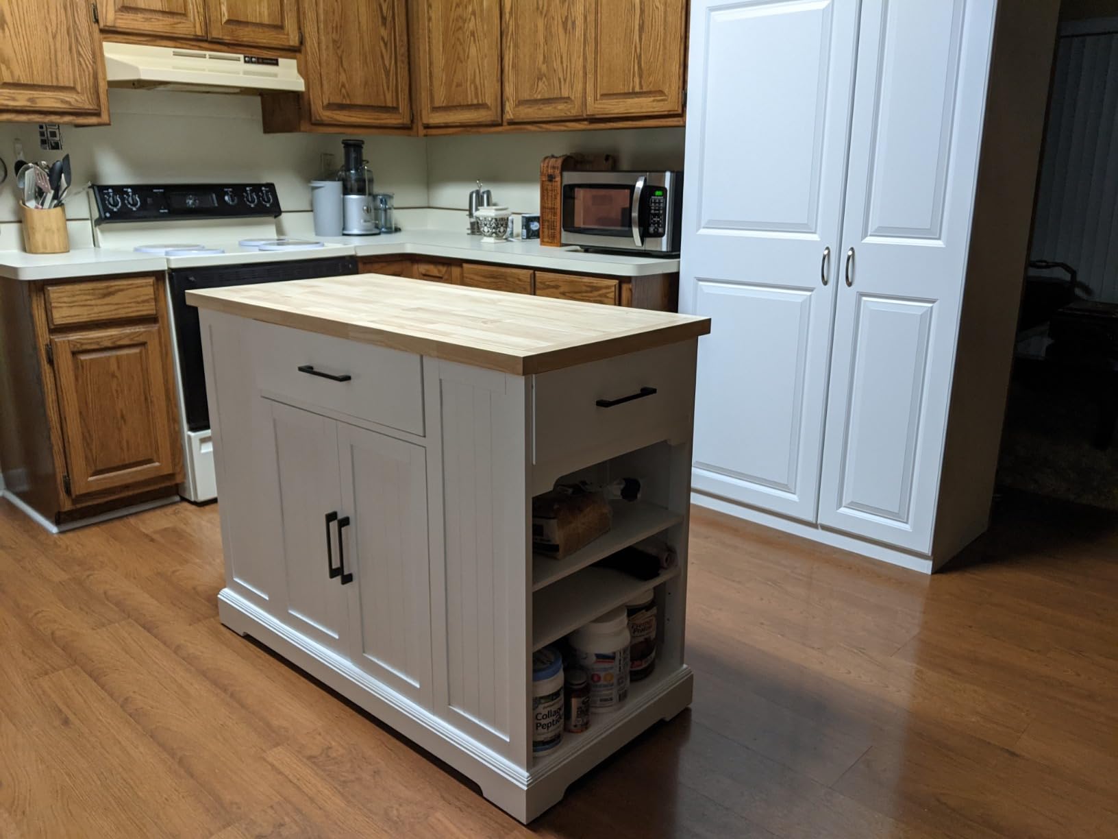 Yaheetech Rolling Kitchen Island Cart with 3 Drawers, Kitchen Storage Cabinet on Wheels with Open Shelves and Inner Adjustable Shelves for Dining Room/Living Room, Thicker Rubberwood Top, White customer photo 1