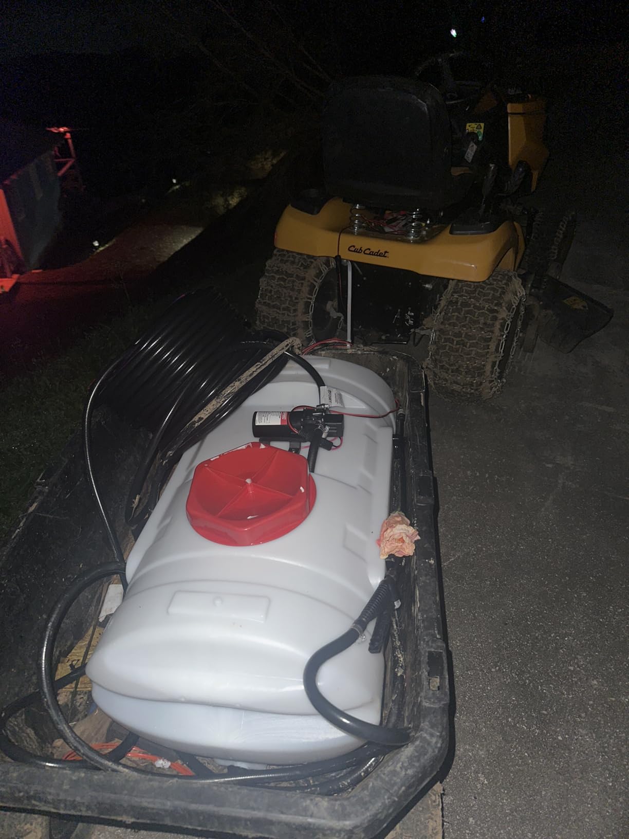 CHAPIN 97154 15-Gallon ATV/UTV Sprayer with 12V Pump & 15-Ft Hose customer photo 2