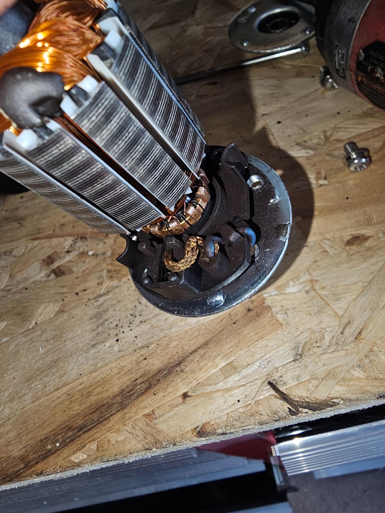 DC HOUSE 32 Watt Solar Attic Fan Solar Powered Roof Exhaust Fan Up to 3000 Sq Ft, 2500 CFM Metal Shell Solar Vent Hail and Weather Resistance customer photo 1