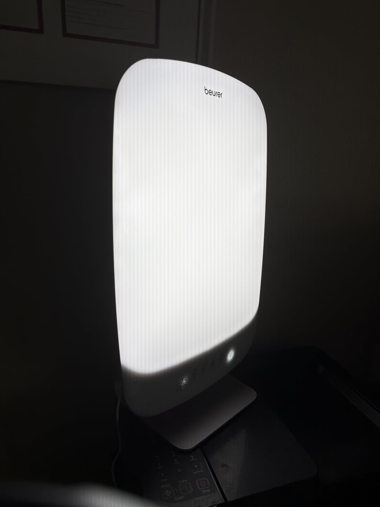Beurer TL95 Light Therapy Lamp with 10,000 Lux, Extra Bright Lamp with Sunshine Like LED and 6 Dimmer Levels, Memory Function and Timer customer photo 1