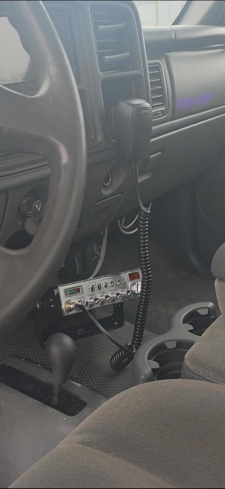 Cobra 29 LTD Classic AM/FM Professional CB Radio - Easy to Operate, Emergency Radio, Instant Channel 9, 4-Watt Output, Full 40 Channels, Adjustable Receiver and SWR Calibration, Black customer photo 2
