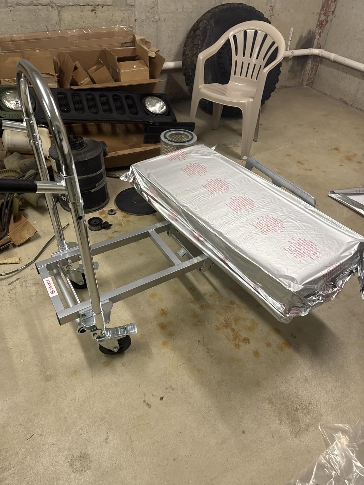 Suzhi Two Large Wheel Hand Truck Dolly Cart with Wheels Heavy Duty/with 2 Wheels / 600Lbs Load, 2 Straps for Furniture/Appliance/Carton/Warehouse/Office /10 Minutes to Install as Video customer photo 1