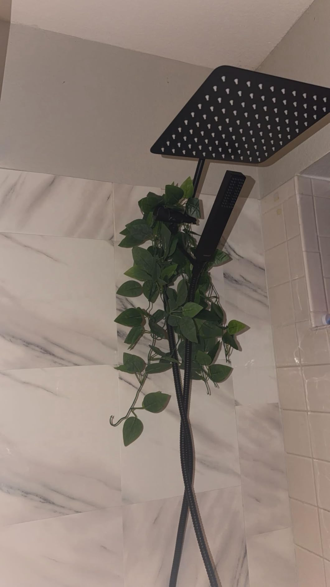 Hibbent All Metal CUPC Certified 10'' Rainfall Shower Head, Dual Shower Head Combo, High Pressure Handheld 4 Sprays Shower Wand, 16'' Adjustable Extension Arm, 71'' Hose, Shower Holder, Matte Black customer photo 1