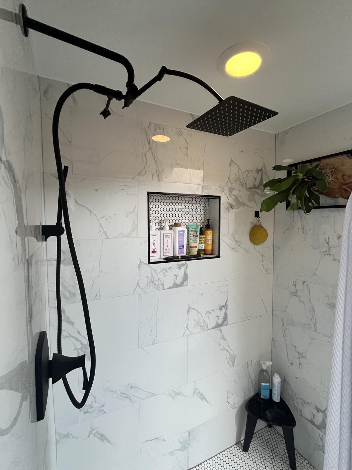 Hibbent All Metal CUPC Certified 10'' Rainfall Shower Head, Dual Shower Head Combo, High Pressure Handheld 4 Sprays Shower Wand, 16'' Adjustable Extension Arm, 71'' Hose, Shower Holder, Matte Black customer photo 2
