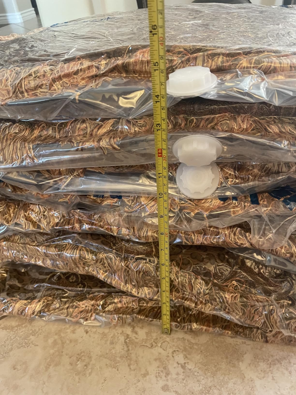 Vacuum Storage Bags, 10 Large Vacuum Seal Bags for Clothing, Extra Large XL, Airtight Triple Seal, Save 80% Space, Hand Pump customer photo 1