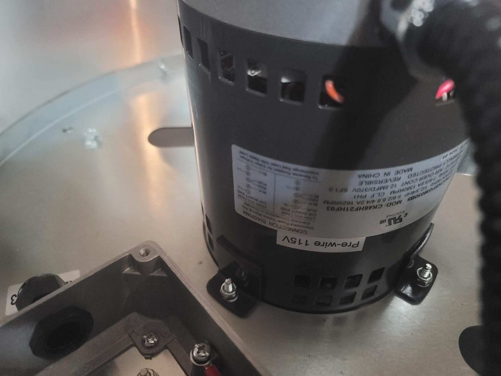 Restaurant Hood Grease Rated Exhaust Fan- Food Truck High Speed Direct Drive Centrifugal Upblast Exhaust Fan 0.5HP 110 Volt Single Phase Motor 1900-2600 CFM customer photo 2