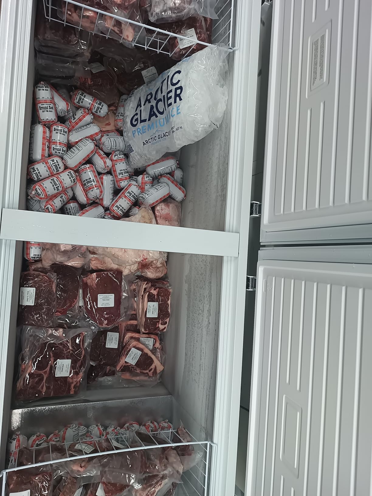 14 cu ft Chest Freezer - White, Large Storage for Families, Space-Saving Flat Back, Front Drain, Garage Ready - By Hamilton Beach customer photo 2