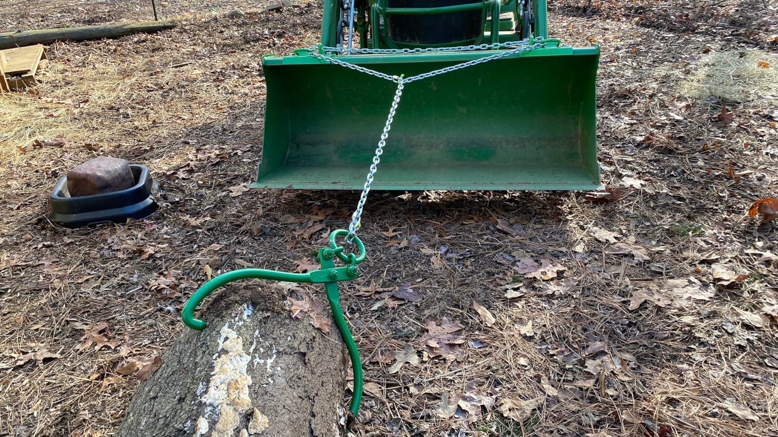 E-cowlboy Tractor Bucket Hooks Grab Hooks Fits for JD Compact Tractor 1025R 2032R 3320 2520 Tractor Bucket Hooks D Rings Bolt on Heavy Duty, Compatible with sub Compact & Compact Tractor Buckets customer photo 2