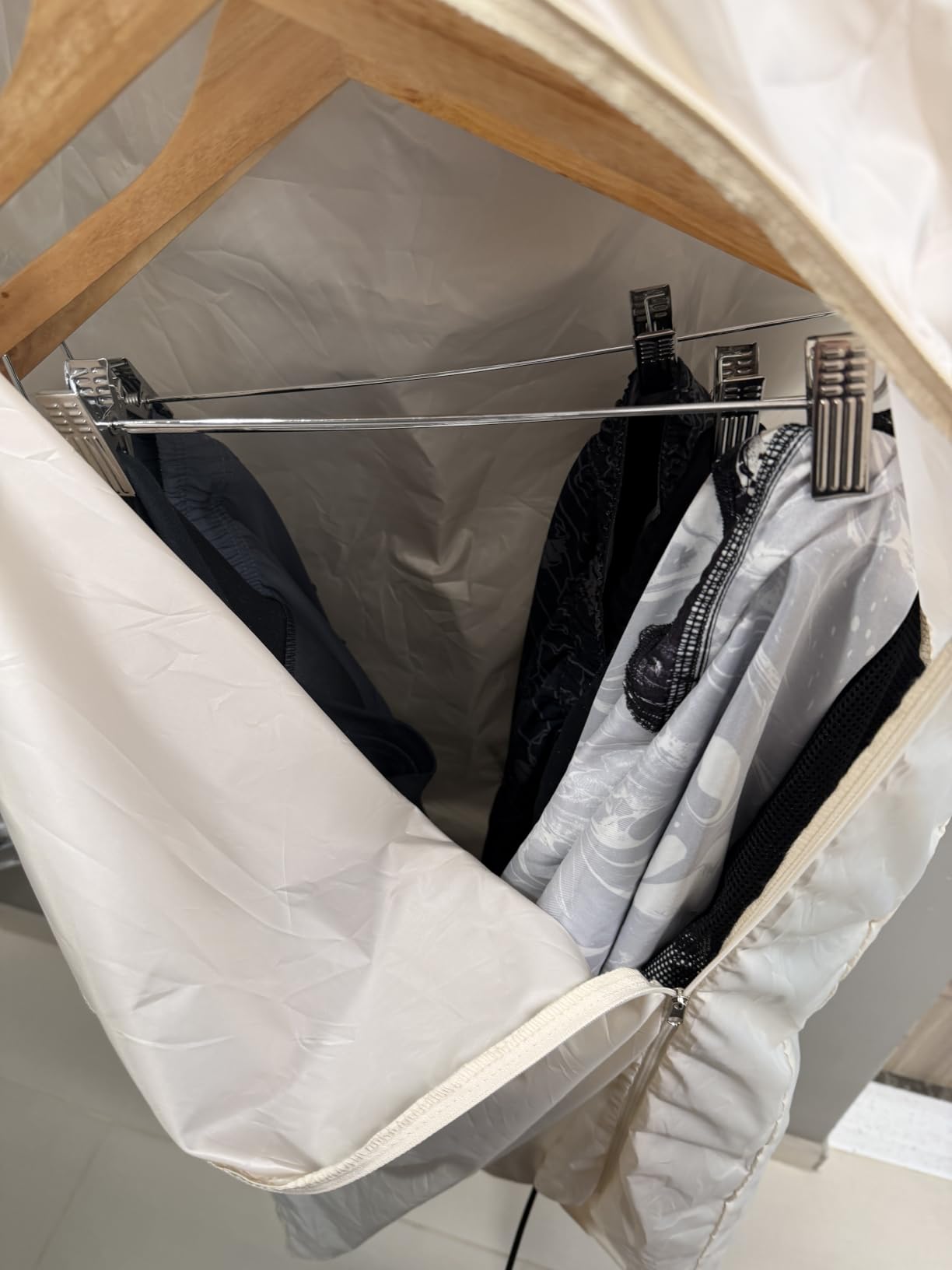 MOJOCO Portable Clothes Dryer - Mini/Compact Dryer for Apartment, RV, Travel - Small Quiet Fast-Drying Machine with Adjustable Timer & Hassle-Free Setup customer photo 2