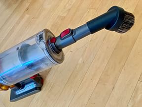 Dyson V15 Detect Cordless Vacuum Cleaner, Yellow/Nickel customer photo 2