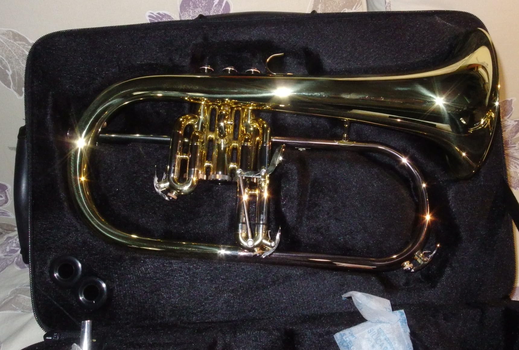 SFH-8336 brass flugelhorn 3 valve instrument with case flugel horn | durable stainless steel pistons 6 inch brass bell nickel silver outer slides 3rd valve slide trigger clear lacquer finish customer photo 2