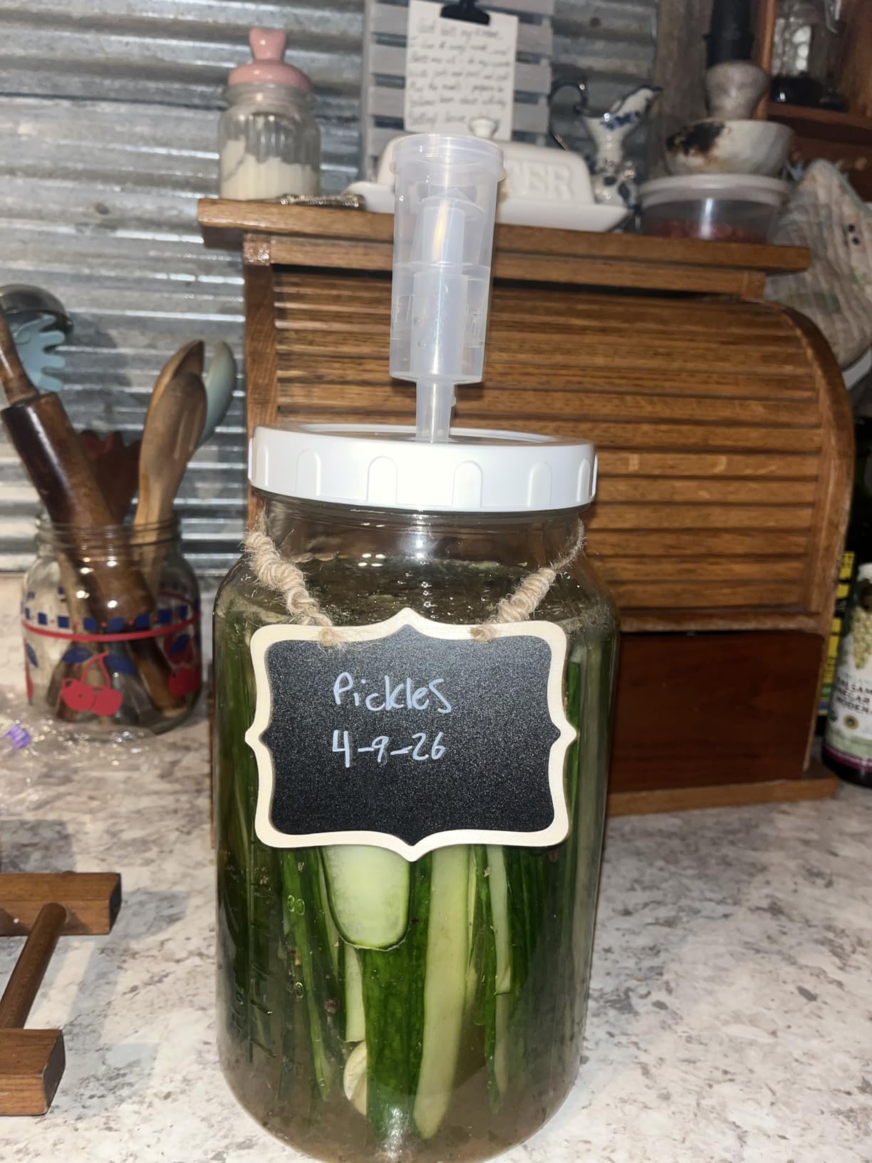Qianfenie 1 Gallon Fermentation Jar with 3 Airlocks & 2 Screw Lids, 2 Pack | Wide Mouth, Airtight Lids, Scale Mark, Heavy-Duty Glass Jars for Kombucha, Mead Making, Sauerkraut, Sourdough Starter, Pickle customer photo 2