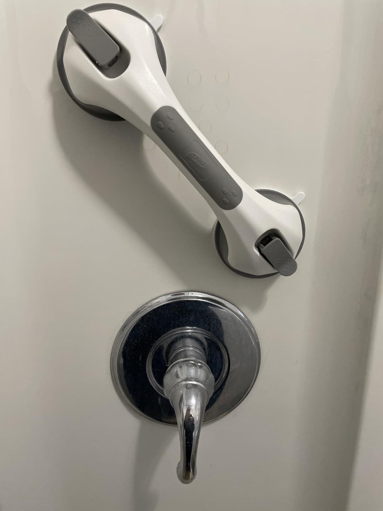 TAILI Grab Bars for Bathtubs and Showers 2 Pack Suction Grab Bar, Heavy Duty Shower Handle Removable Bath Handrails for Seniors and Elderly, Bathroom Safety Grip No Drilling Waterproof,Grey,G9 customer photo 2