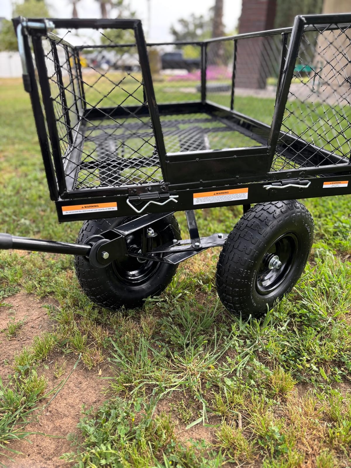 Strongway Steel Jumbo Garden Wagon with Removable Sides, 1400-Lb. Capacity | 50in.L x 24.1in.W x 26.75in.H, 13in. pneumatic tires, Easy loading, Yard/farm/property use, Durable outdoor design customer photo 1