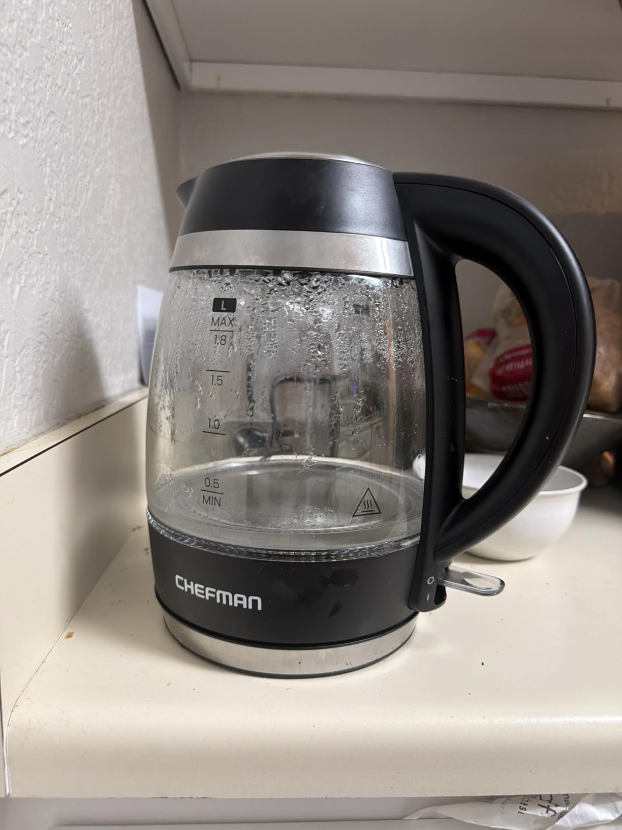 Chefman Electric Kettle, 1.8L 1500W, Hot Water Boiler, Removable Lid for Easy Cleaning, Auto Shut Off, Boil-Dry Protection, Stainless Steel Filter, BPA Free, Borosilicate Glass Electric Tea Kettle customer photo 1