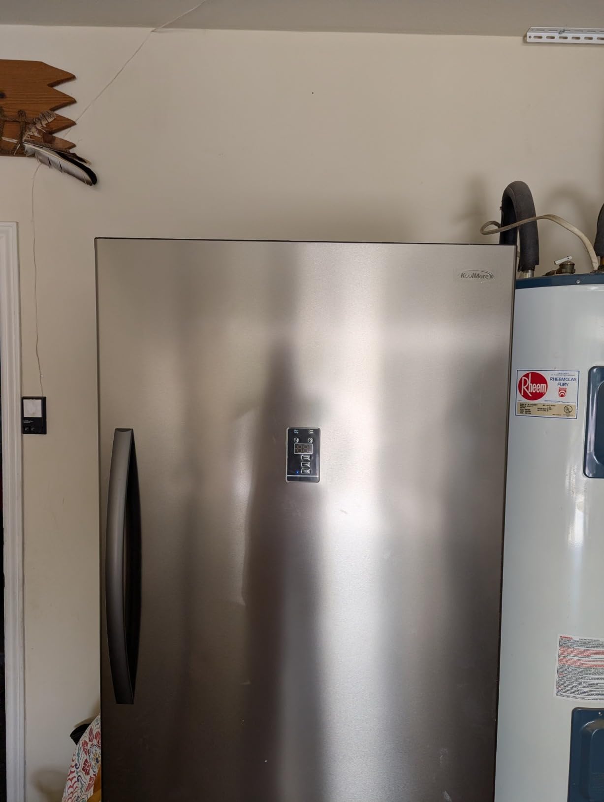 KoolMore 21 cu. ft. Upright Convertible Freezer/Refrigerator, 2-in-1 Appliance, Great Storage for Fresh or Frozen Food and Drinks, Clear Shelves and Drawers [Silver] (KM-RUF-21S) customer photo 1