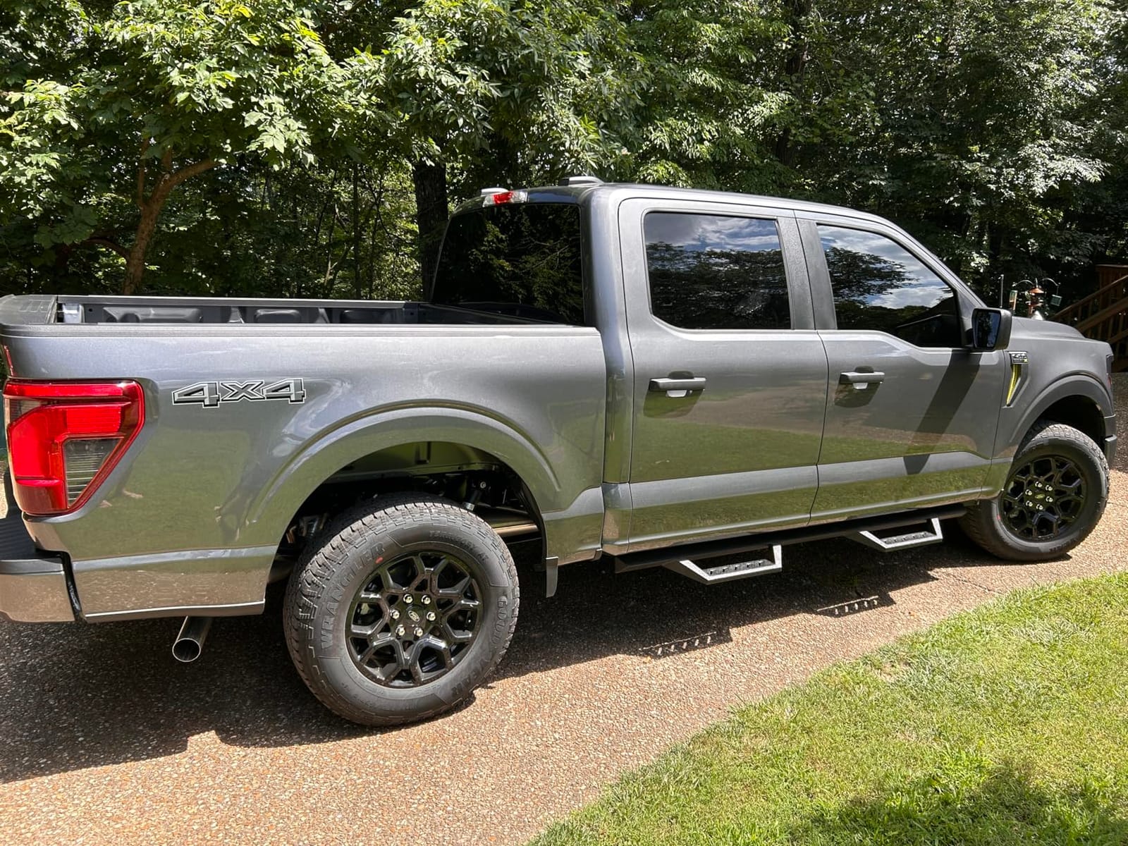 Tyger Auto LanderX Running Board Compatible with 2015-2026 Ford F-150; 2022-2026 F-150 Lightning; 2017-2026 F-250 F-350 SD | Supercrew Cab | TG-LX3F82368 | Drop Step Side Step Rail Nerf Bars customer photo 2