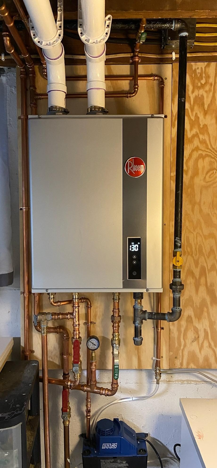 Rheem RTGH Series 9.0 GPM Natural Gas Tankless Water Heater Indoor | 180,000 BTUs Super High Efficiency On Demand, Continuous Hot Water | Condensing Ultra-Low Nox customer photo 2
