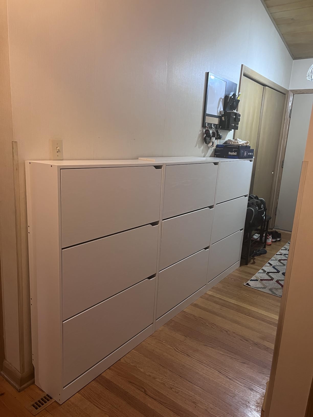 BORNOON Shoe Cabinet with 3 Flip Drawers, Hidden Wood Shoe Cabinet, Freestanding Shoe Storage Cabinet for Entryway Hallway, White, 47.2