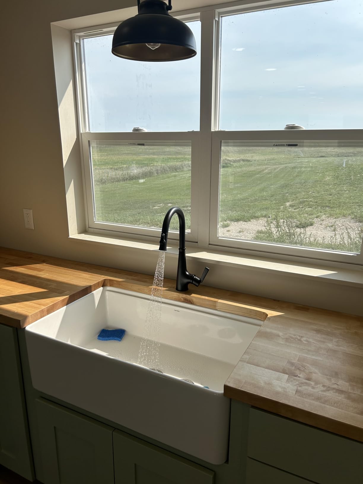 DeerValley Farmhouse Sink Workstation 33 Inch White Apron Front Farm Sink | Double Bowl Deep Drop-in Undermount Sink with Workstation Accessories customer photo 1