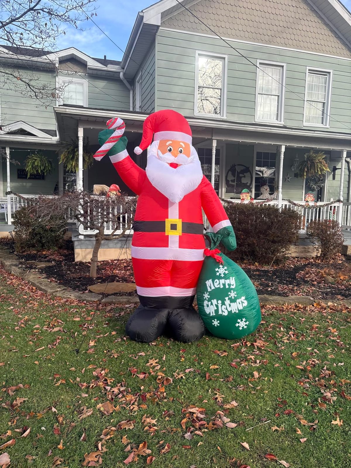 8 FT Christmas Inflatable Santa Claus with Candy and Big Gift Bag Outdoor Decor, Blow Up IP44 Weatherproof Xmas Decorations for Yard, Built-in LED Light for Garden Lawn Indoor Winter Holiday customer photo 2