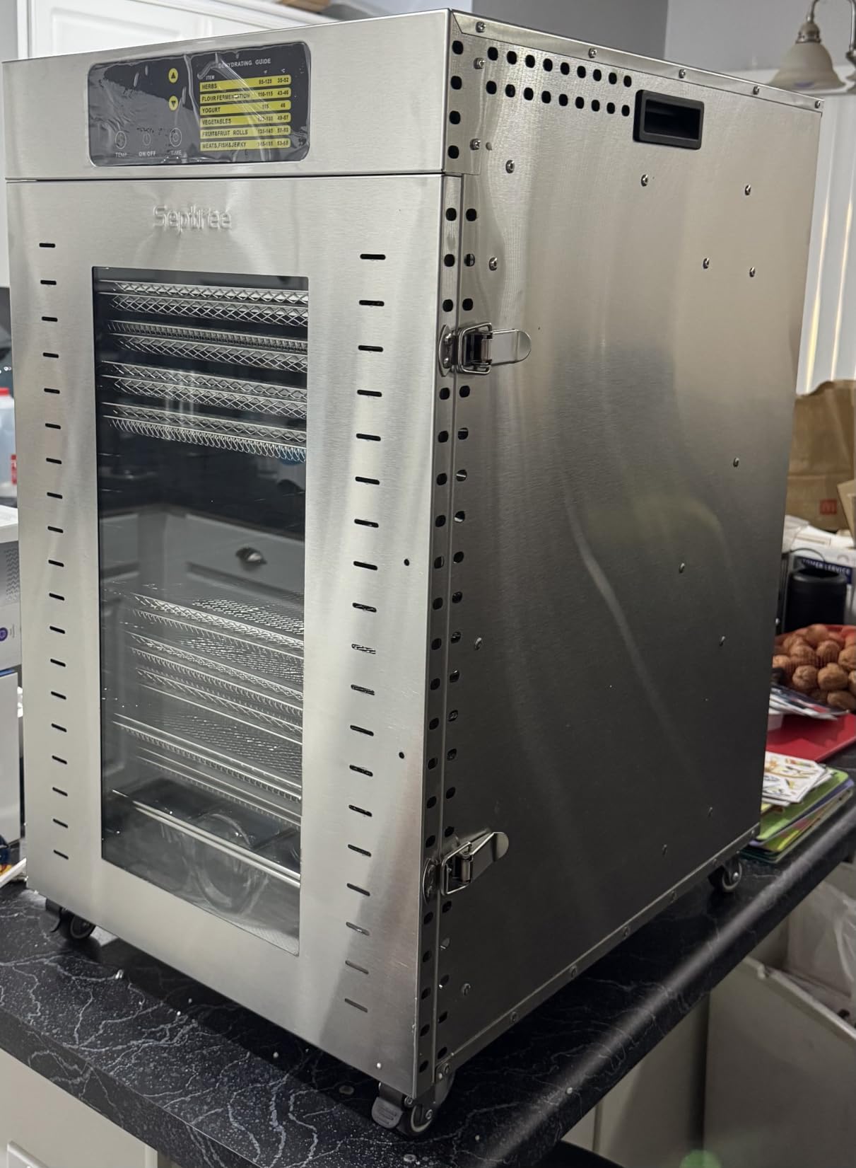 Commercial Food Dehydrator 18 Trays, 2000W Large Capacity 34.42ft² Food Dryer Machine for Jerky, Meat, Fruit, Herbs, Full Stainless Steel Industrial Dehydrater Biltong Maker customer photo 2