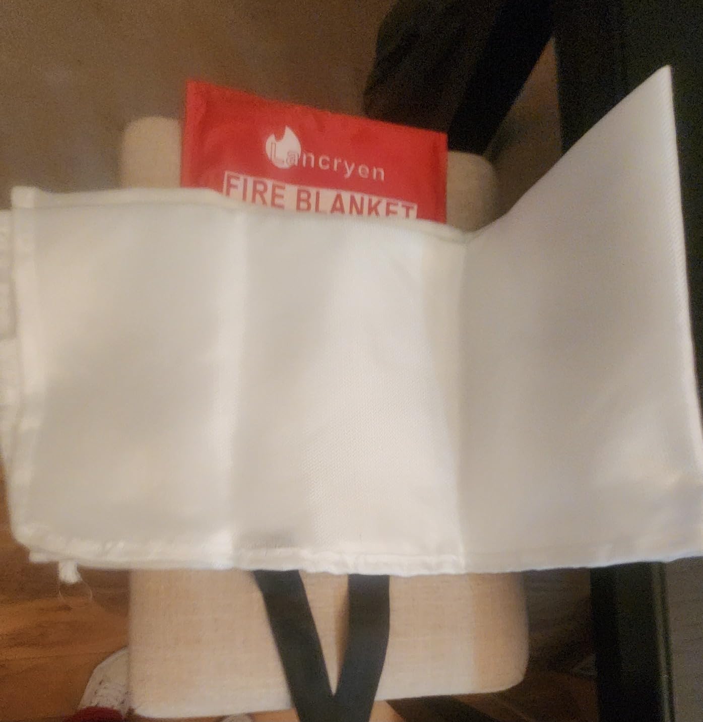 Lancryen Emergency Fire Blanket, Fire Extinguisher Blanket, 40x40 Flame Retardant Towel customer photo 1