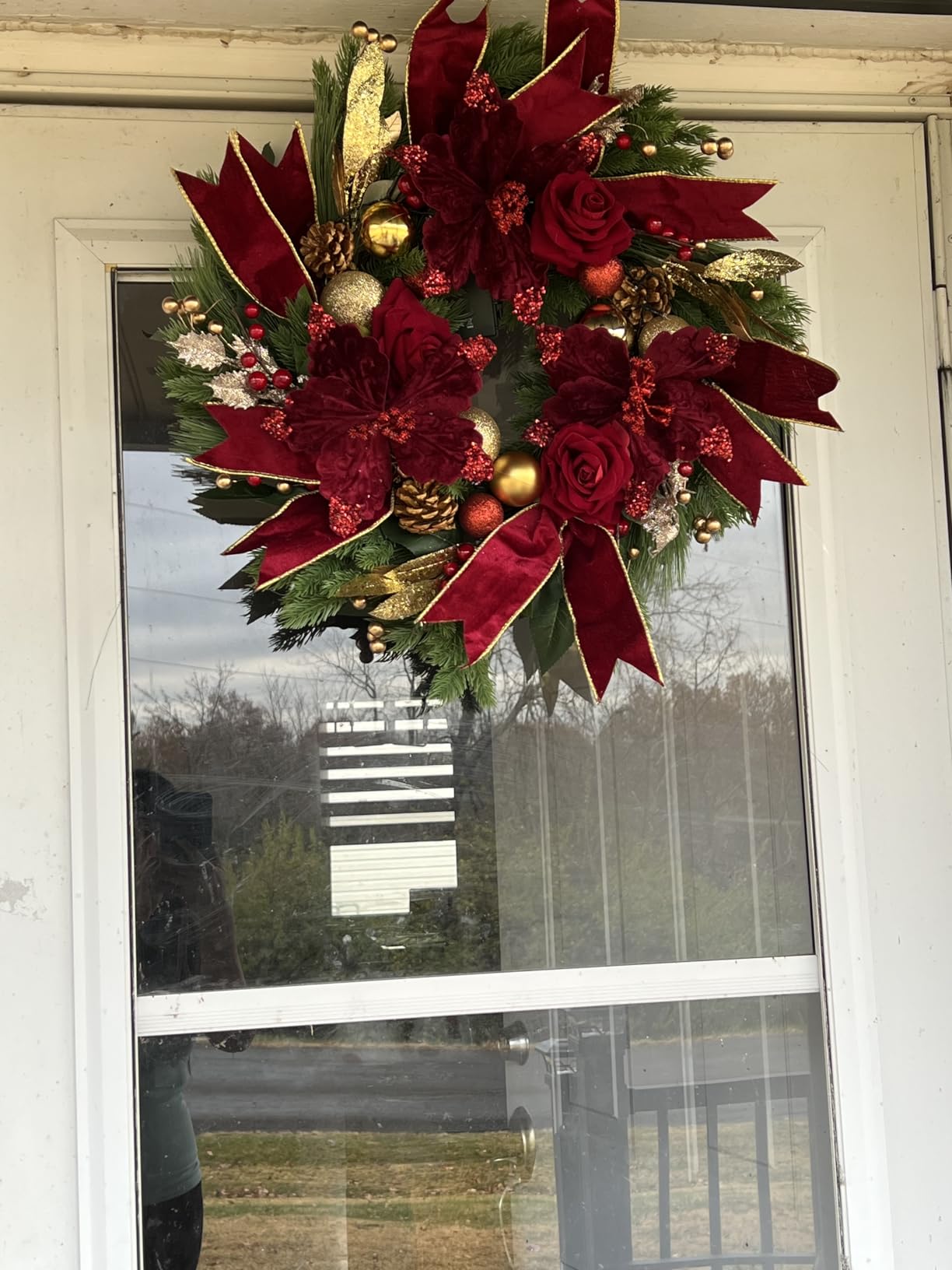 Christmas Wreaths for Front Door, Soomeir 24 Inch Outdoor Christmas Wreath with Lights, Large Prelit Wreath for Holiday Winter Window Outdoor Indoor Xmas customer photo 1
